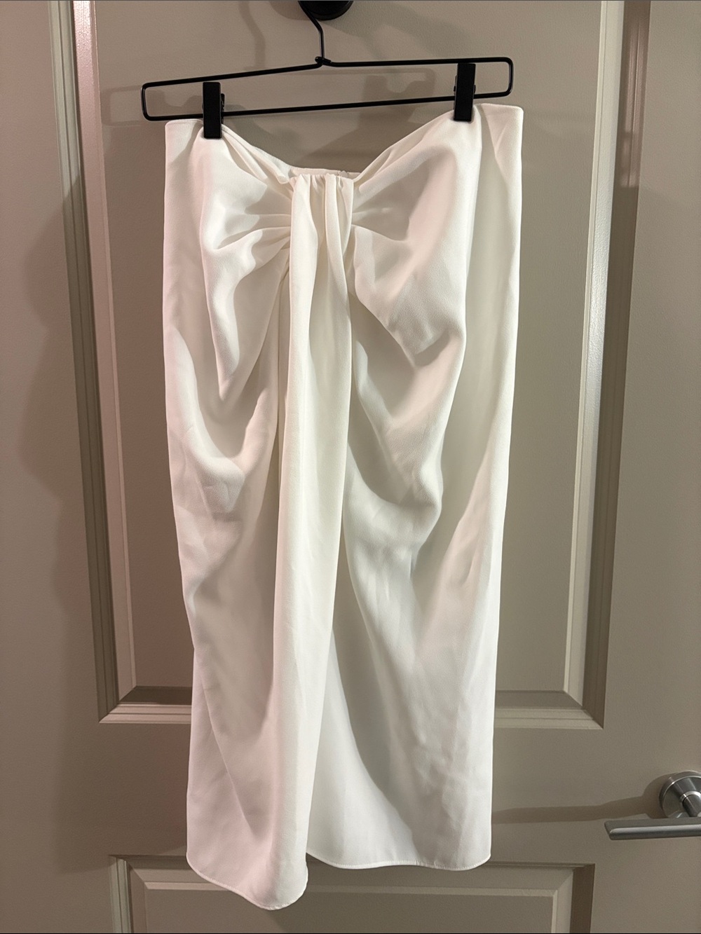 Zara White Bow-Detail Midi Skirt